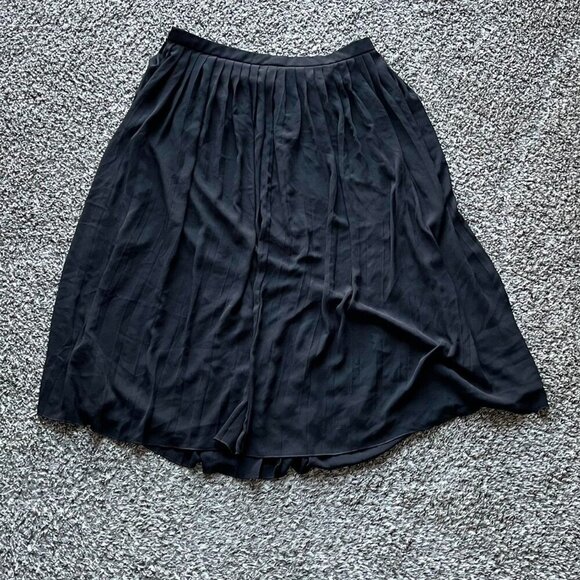 J. Crew Dresses & Skirts - J Crew Midi Skirt Womens 10 Black Flowy Whimsigoth Victorian Accordion Skirt